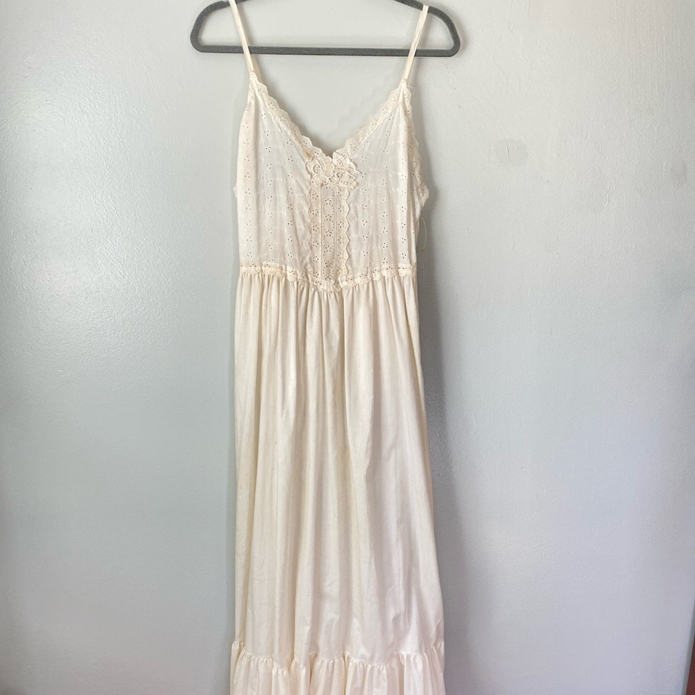 Vintage Willow Creek Cream Lace Nightgown Made in USA Size Small
